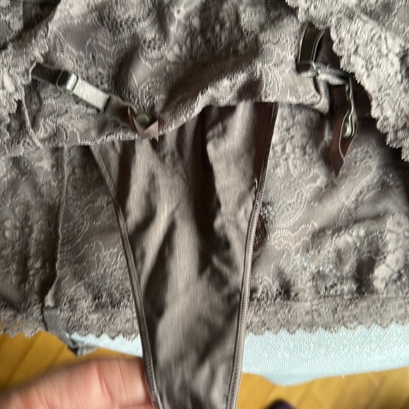 Victoria's Secret angels BRA PANTY SET ANGELS Red Lace 36B AND Large - Picture 2 of 11